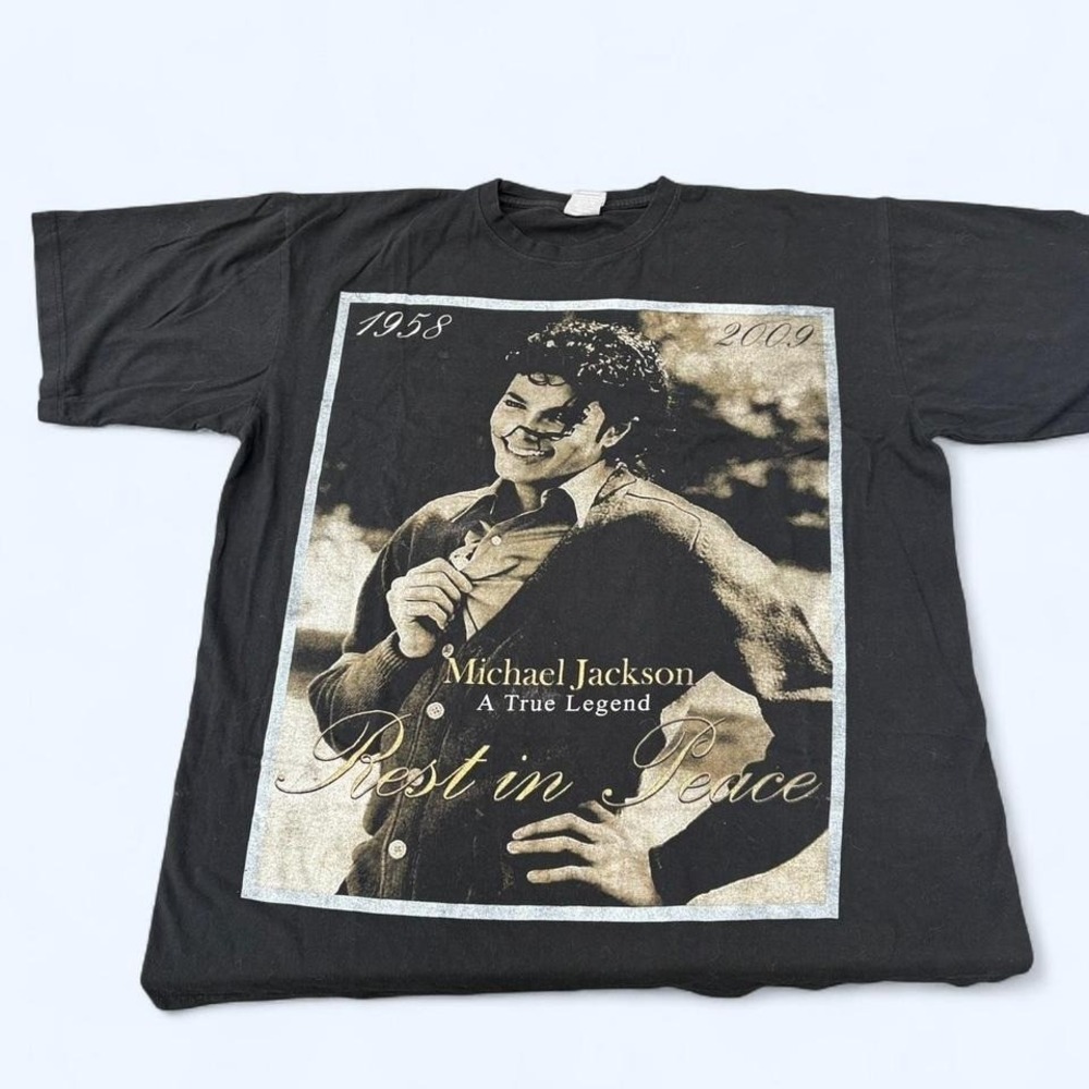Black and white vintage 2009 Michael Jackson tee Size‎ 2XL